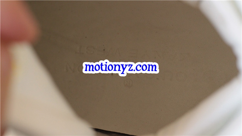 Brand Sneaker Low Top Cream White